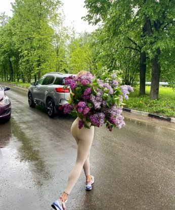 У меня есть все, чтобы сделать твои самые сокровенные фантазии реальностью. Я предлагаю широкий спектр услуг, чтобы удовлетворить твои желания. У меня есть обширный гардероб, чтобы исполнить любой твой каприз. Мои возможности безграничны. Я готова подарить тебе незабываемый опыт и удовлетворение. Я получаю много положительных отзывов от моих клиентов, которые ценят мою профессиональность и страсть. Все фото настоящие. Жду тебя в Москве, чтобы подарить тебе незабываемые моменты удовольствия. 💋🔥 Алена
